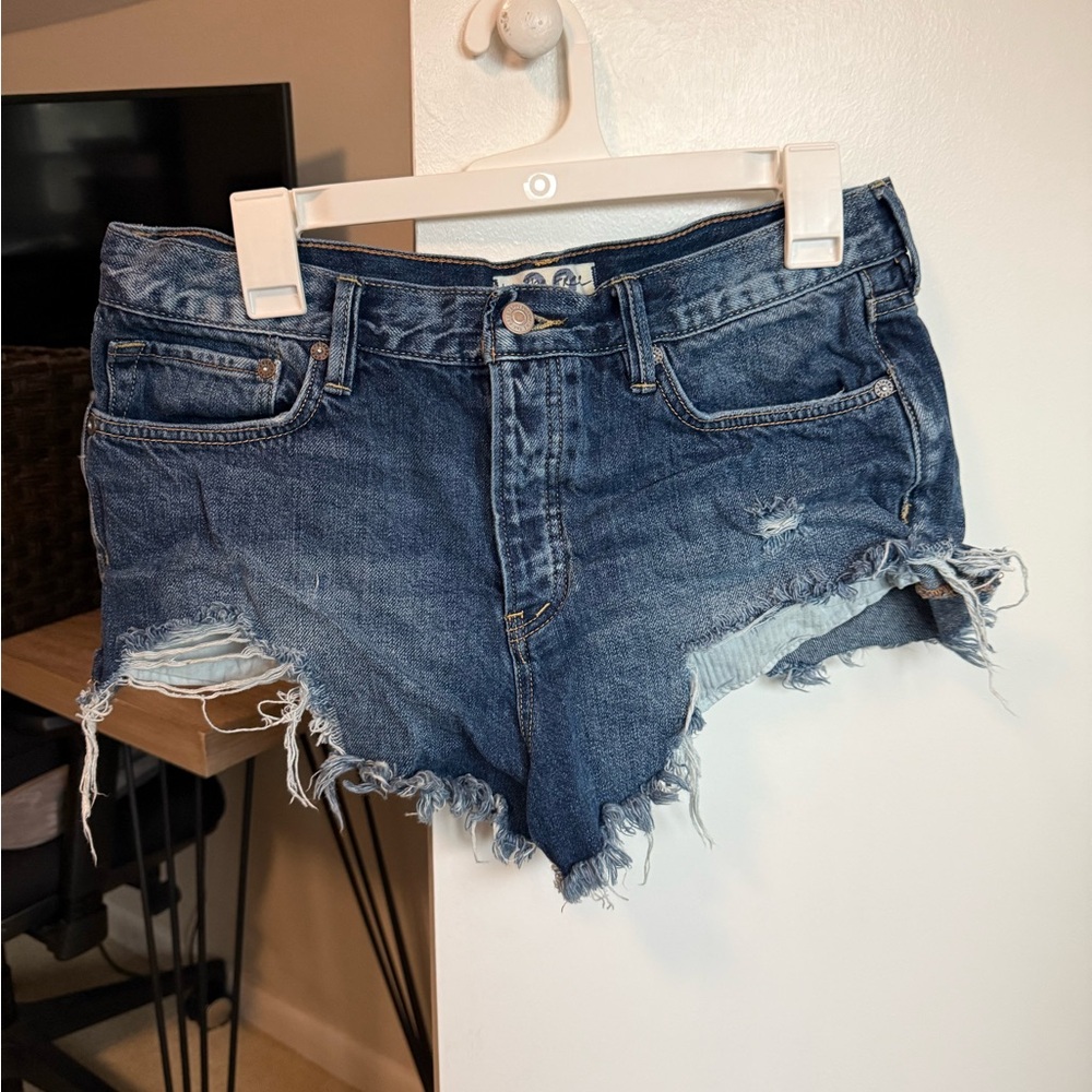 We the Free Size 29 Cutoff Shorts - distressed free people denim cutoffs
